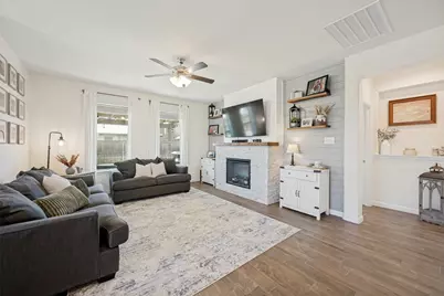 16048 Maldon Pass, Fort Worth, TX 76247 - Photo 4
