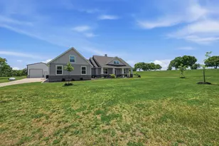 662 Preakness Place Rd, Van Alstyne, TX 75495 - Photo 2