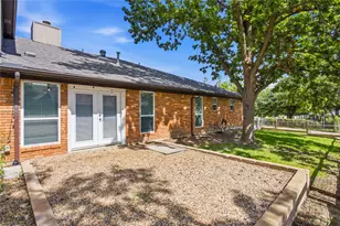9351 Highedge Cir, Dallas, TX 75238 - Photo 4