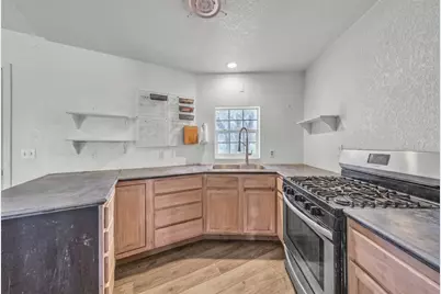 1029 County Road 1107, Rio Vista, TX 76093 - Photo 4