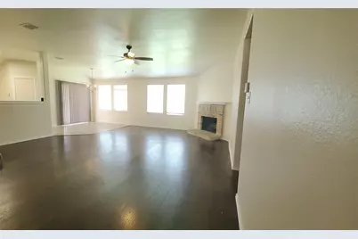1118 Bradford Drive, Glenn Heights, TX 75154 - Photo 6