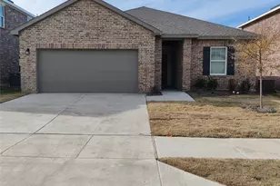 10356 Holy Cross Ln, Fort Worth, TX 76036 - Photo 2