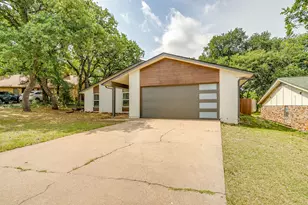 7612 Ripple Creek Ct, Fort Worth, TX 76120 - Photo 4