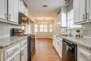 7612 Ripple Creek Ct, Fort Worth, TX 76120 - Photo 16
