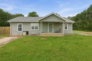 162 Irving Dr, Whitney, TX 76692 - Photo 1