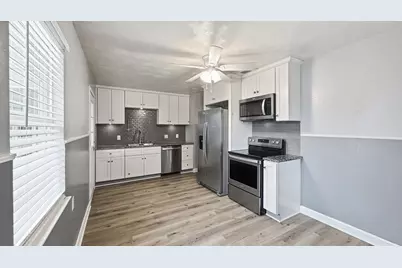 612 Aransas Drive, Euless, TX 76039 - Photo 6