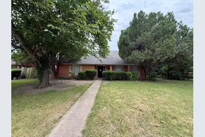 934 Live Oak Drive, DeSoto, TX 75115 - Photo 1