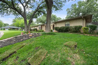 2801 Valparaiso Trail, Arlington, TX 76017 - Photo 2