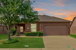 5135 Crystal Lake Ave, Krum, TX 76249 - Photo 2