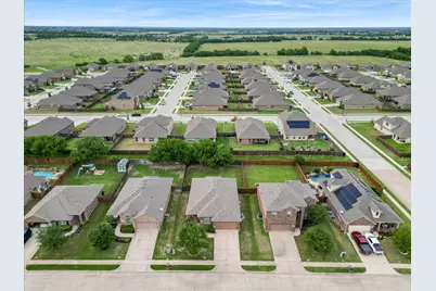 5135 Crystal Lake Avenue, Krum, TX 76249 - Photo 8