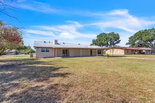 110 Twin Cir, Wortham, TX 76693 - Photo 24