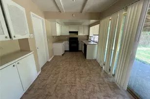 115 Price Dr, Lewisville, TX 75067 - Photo 4