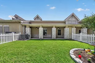 815 Earhart Ave, Grand Prairie, TX 75051 - Photo 30