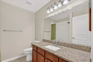 815 Earhart Ave, Grand Prairie, TX 75051 - Photo 18