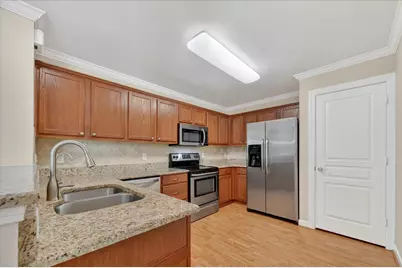 815 Earhart Avenue, Grand Prairie, TX 75051 - Photo 14
