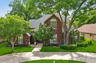 1909 Pecan Ridge Dr, Rowlett, TX 75088 - Photo 1