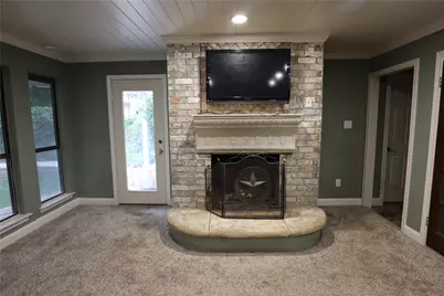 3302 Westgrove Drive, Arlington, TX 76001 - Photo 4