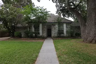 3302 Westgrove Dr, Arlington, TX 76001 - Photo 4