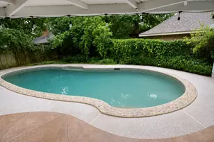3302 Westgrove Dr, Arlington, TX 76001 - Photo 2