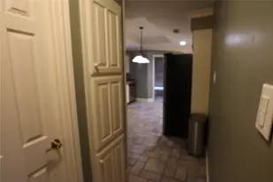3302 Westgrove Dr, Arlington, TX 76001 - Photo 16