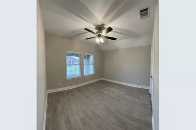 906 Hardaway Drive, Greenville, TX 75402 - Photo 12