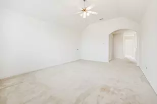 3019 Riverwood Ln, Grand Prairie, TX 75052 - Photo 18