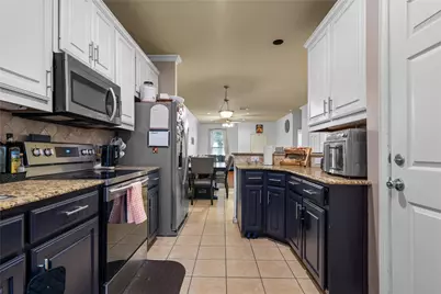 172 High School Drive, Lewisville, TX 75057 - Photo 12