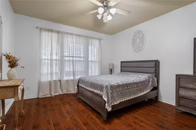172 High School Drive, Lewisville, TX 75057 - Photo 14