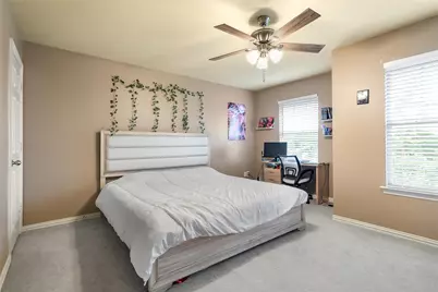 172 High School Drive, Lewisville, TX 75057 - Photo 20