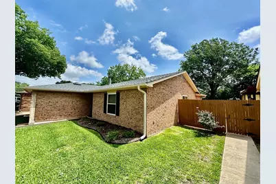 614 Darnel Drive, Mesquite, TX 75149 - Photo 2
