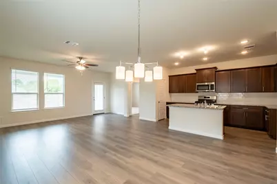 417 Vawter Drive, Van Alstyne, TX 75495 - Photo 2