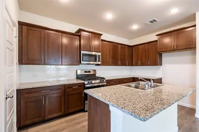 417 Vawter Drive, Van Alstyne, TX 75495 - Photo 6