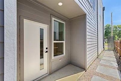 2815 Harston Street #2815, Dallas, TX 75212 - Photo 4