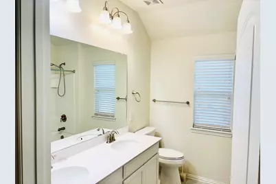 105 Hanover Trail, Lewisville, TX 75067 - Photo 8