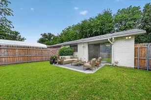 2718 Clover Valley Dr, Garland, TX 75043 - Photo 30