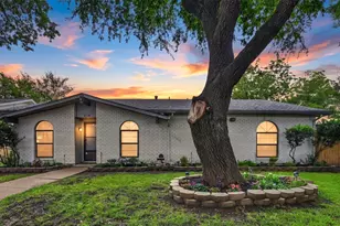 2718 Clover Valley Dr, Garland, TX 75043 - Photo 1