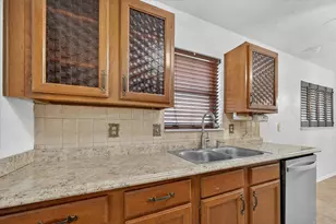 2718 Clover Valley Dr, Garland, TX 75043 - Photo 12