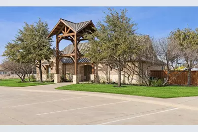 3908 Lucan Lane, Lewisville, TX 75056 - Photo 34