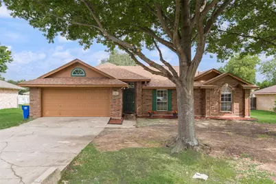 302 Newfield Street, Venus, TX 76084 - Photo 4