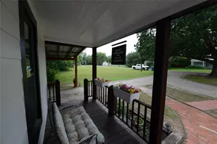 504 N Fordyce St, Blooming Grove, TX 76626 - Photo 1