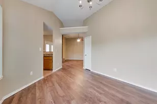 907 Sharp Dr, Cedar Hill, TX 75104 - Photo 10