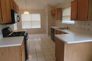 1104 Germany Dr, Cedar Hill, TX 75104 - Photo 4