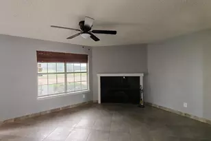 923 Vedral Pl, Cedar Hill, TX 75104 - Photo 4