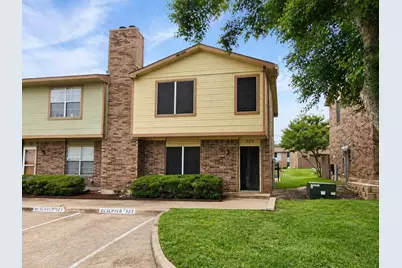 923 Vedral Place, Cedar Hill, TX 75104 - Photo 1
