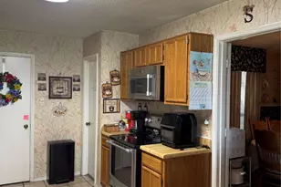 2634 Danberry Ln, Grand Prairie, TX 75052 - Photo 20