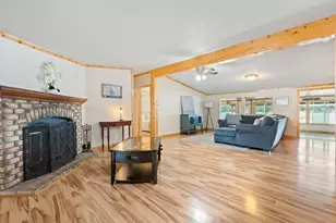 6500 Dayla Ct, Granbury, TX 76049 - Photo 16