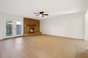 15641 Terrace Lawn Cir, Dallas, TX 75248 - Photo 6