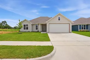 805 Lavender Ct, Tolar, TX 76476 - Photo 2