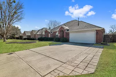 21 Durango Drive, Trophy Club, TX 76262 - Photo 2