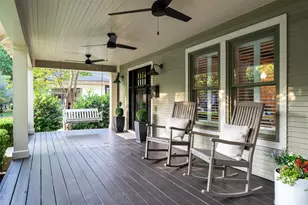 326 S Edgefield Ave, Dallas, TX 75208 - Photo 4